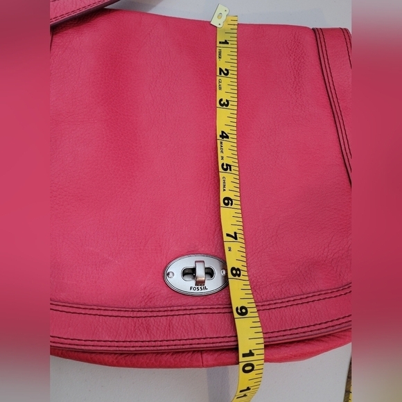 Fossil Marlow Flap Crossbody in Flamingo Pink - Picture 12 of 13